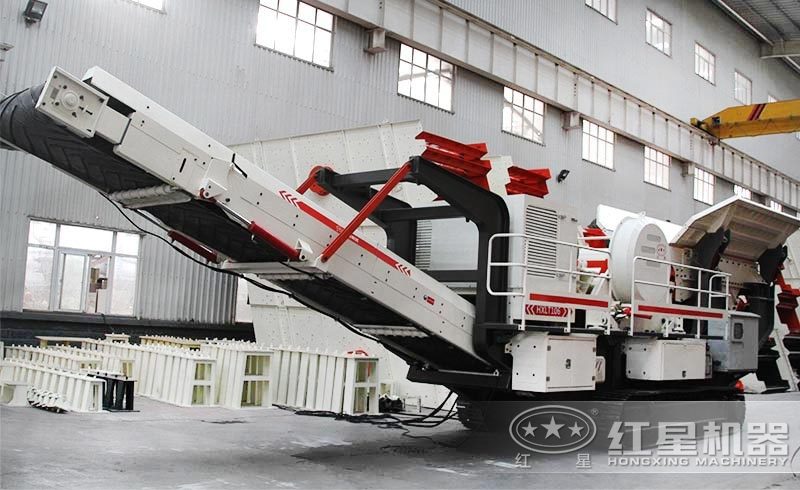 流動式石子粉碎機：履帶液壓驅動，遙控一鍵行走