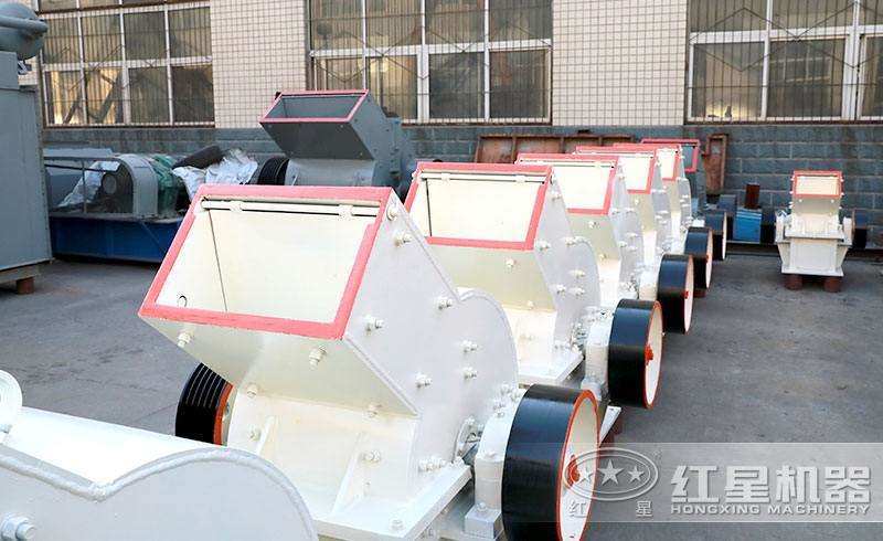 小型錘式破碎機廠家，現(xiàn)貨提供，可到場帶料免費咨詢