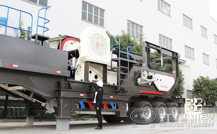 鄂破移動破碎站產量85-275t/h，給料+粗碎+傳輸 